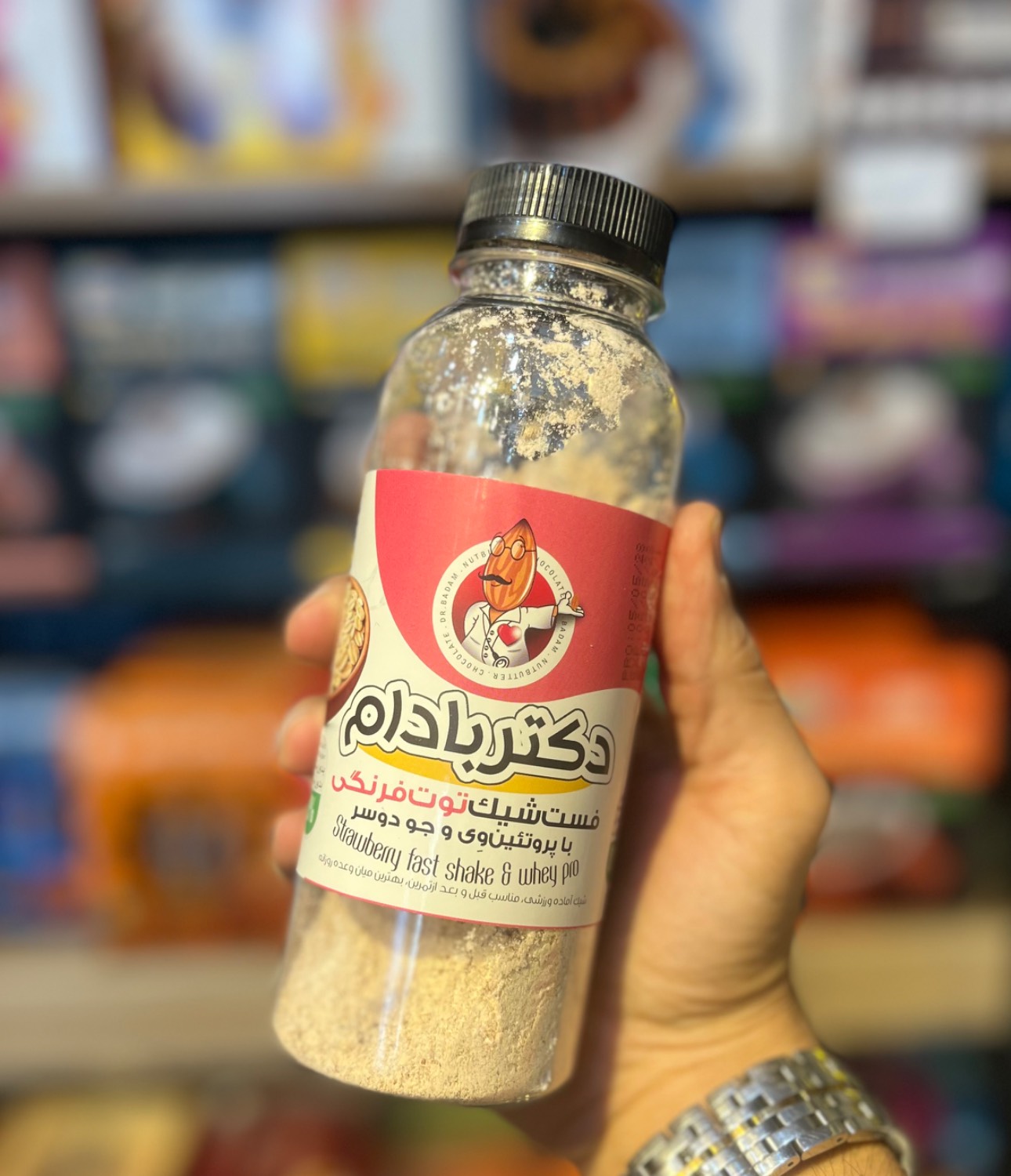 فست شیک توت فرنگی فست شیک توت فرنگی با پروتئین وی و جودوسر دکتر بادام - Image 1