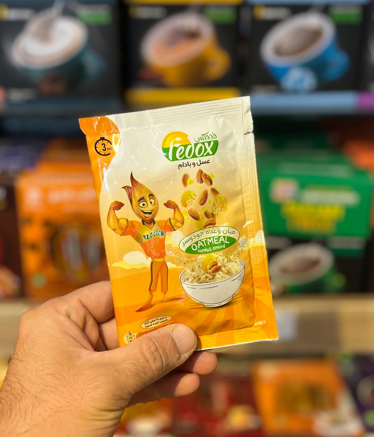 اوتمیل رژیمی عسل و بادام اوتمیل رژیمی جودوسر پرک + عسل و بادام ( تک وعده ای) فدوکس Fedox - Image 1